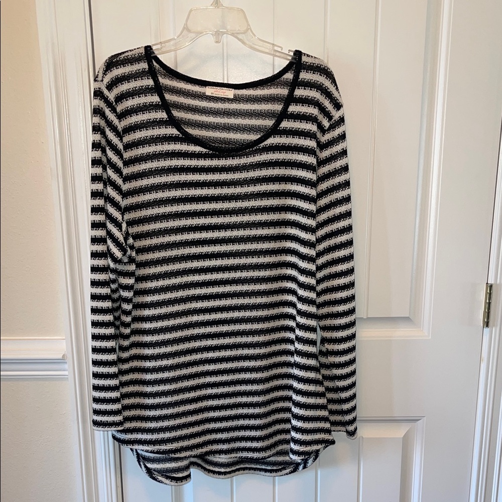 Bobbie Brooks Black and White Striped Long Sleeve Top